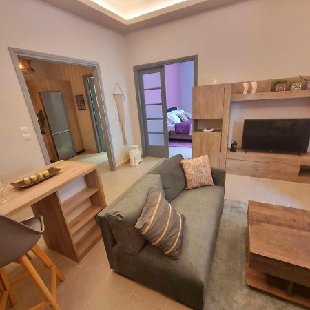 Ellis Apartment Athena Bagian luar foto